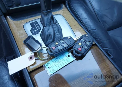 2007 Volvo Xc90 z USA, uszkodzony, nr VIN YV4CMN82971354323